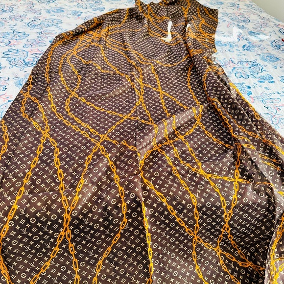 Silk long scarf great condition - Picture 1 of 3